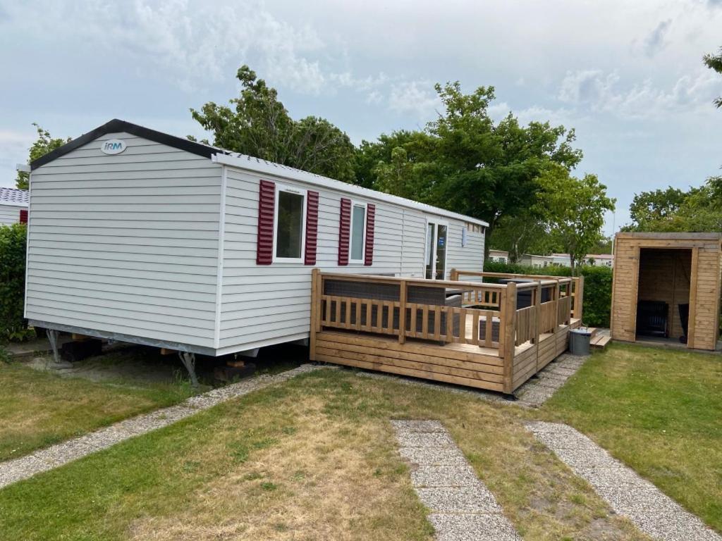 Luxe Chalet Renesse, 6 Persoons *